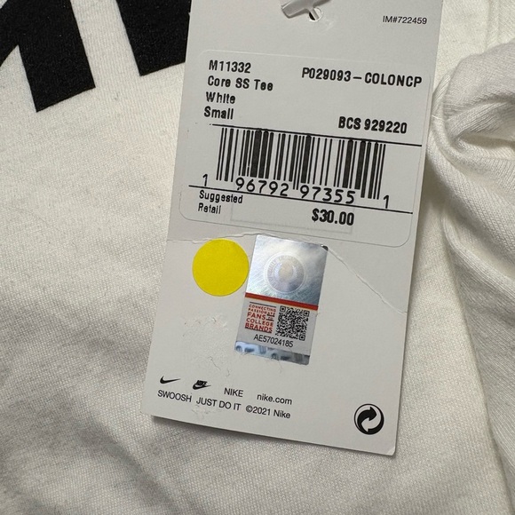 *Nike Men’s White T-Shirt With Prime Logo New With Tags Size Small - Picture 3 of 5